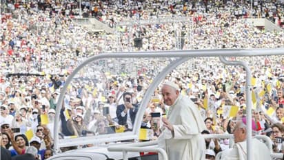 ചരിത്രം കുറിച്ച് മാര്‍പാപ്പയുടെ ബഹ്റൈന്‍ സന്ദര്‍ശനം; കുര്‍ബാനയില്‍ പങ്കെടുത്തത് 111 രാജ്യങ്ങളിലെ പൗരന്മാര്‍