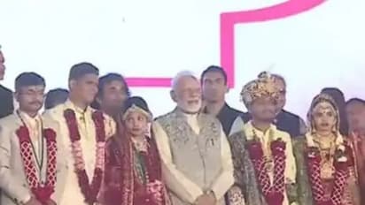 इन 522 बेटियों के सिर से पिता का साया उठ गया था, शादी में पिता बनकर पहुंचे पीएम मोदी...