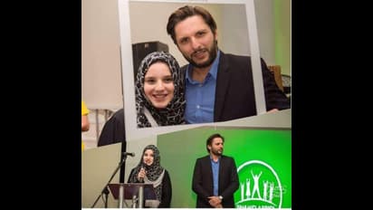 ವಿಶ್ವದ ಕಿರಿಯ ಅಜ್ಜನಾದೆ ಎನ್ನುತ್ತಿದ್ದಾರೆ ಪಾಕ್ನ ಈ ದಿಗ್ಗಜ ಕ್ರಿಕೆಟರ್..!