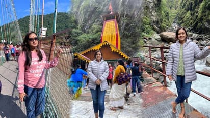 ഹിമാലയൻ യാത്രയുടെ വീഡിയോ പങ്കുവെച്ച് വരദ