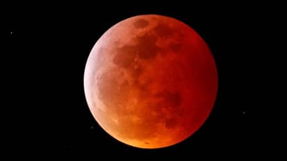 అరుదైన చంద్ర గ్రహణం... భారత్ లో కనపడుతుందా?