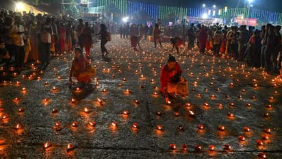 ಹಬ್ಬಕ್ಕೆ ದೇಶಿ ನಿರ್ಮಿತ ವಸ್ತುಗಳ ಖರೀದಿಗೆ ಜನರ ಒಲವು: ಚೀನಾಗೆ ಭಾರಿ ಹೊಡೆತ