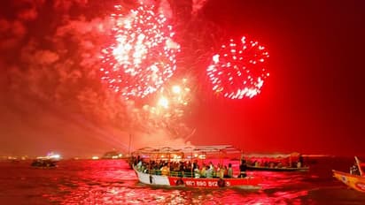 ದೀಪದಿಂದ ದೀಪ ಹಚ್ಚಿ ಜಗತ್ತು ಬೆಳಗೋಣ..