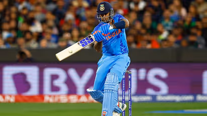 वनडे मैचों में क्यों खामोश रहता है सूर्यकुमार यादव का बल्ला? पूर्व क्रिकेटर वसीम जाफर ने बताई यह बड़ी वजह