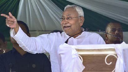 EWS आरक्षण के फैसले के बाद सीएम नीतीश कुमार का गजब बयान, कर डाली ये बड़ी मांग