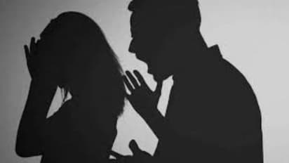 இரவு முழுவதும் மற்றவர்களுடன் போனில் உரையாடல்.. சந்தேக கணவனால் நேர்ந்த விபரீத சம்பவம்