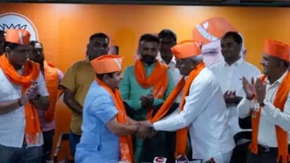 कांग्रेस को 24 घंटे में दूसरा बड़ा झटका, मोहन के बाद भगवान ने पार्टी को बाय-बाय, थामा भाजपा का दामन