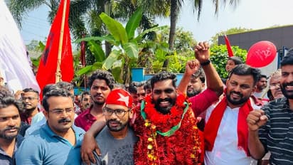 മലപ്പുറം നഗരസഭ ഉപതെരഞ്ഞെടുപ്പ്: എൽഡിഎഫ് കോട്ടക്ക് വിള്ളൽ, ഭൂരിപക്ഷം 362 ല്‍ നിന്നും 12 ലേക്ക് കുത്തനെയിടിഞ്ഞു