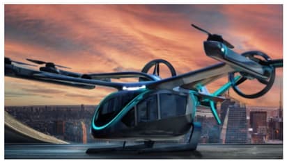 വിമാനയാത്രക്കാരെ വീട്ടിലെത്തിക്കാന് 'പറക്കും ടാക്സി'