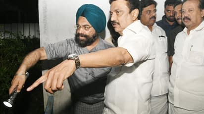 அடாத மழையிலும் விடாது பணியாற்றும் ஊழியர்களுக்கு நன்றி.. முதல்வர் ஸ்டாலின் நெகிழ்ச்சி பதிவு..!