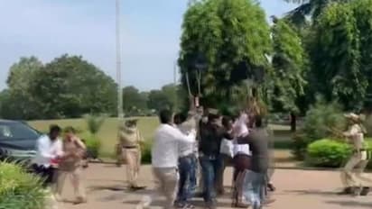 తెలంగాణలో మోదీ పర్యటన వేళ ముందస్తు అరెస్ట్లు.. మోదీ గో బ్యాక్ అంటూ ఓయూలో నిరసనలు..