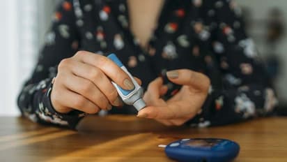 World Diabetes Day 2022: പ്രീഡയബെറ്റിക് ആണോ? എങ്കില്‍ ഭക്ഷണത്തില്‍ ശ്രദ്ധിക്കാം ഇക്കാര്യങ്ങള്‍...