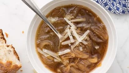 "ஆனியன் சூப்" சாப்பிட்டு நோய்களை விரட்டி அடியுங்கள்