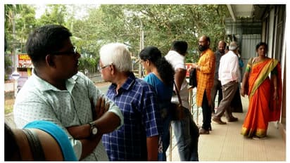 പുസ്തകം പ്രസിദ്ധീകരിക്കാമെന്ന് മോഹനവാഗ്ദാനം; പണംവാങ്ങിയ പ്രസാധകൻ മുങ്ങി, പെരുവഴിയിലായി എഴുത്തുകാർ