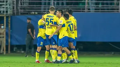 ഐഎസ്എൽ മത്സരങ്ങൾക്കിടയിൽ അതിക്രമിച്ചു കടക്കൽ: കര്‍ശന നടപടി പ്രഖ്യാപിച്ച് കേരള ബ്ലാസ്റ്റേഴ്സ് 