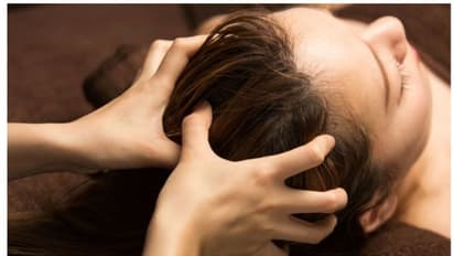 ആഴ്ചയിൽ ഒരിക്കൽ എണ്ണ ഉപയോഗിച്ച് തലയോട്ടിയിൽ മസാജ് ചെയ്യുന്നത് കൊണ്ടുള്ള ​ഗുണം ഇതാണ് 