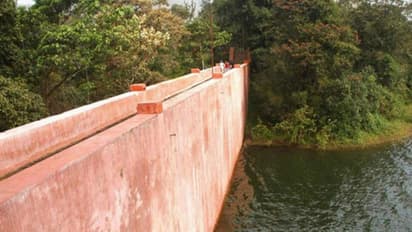 Supreme Court allows Tamil Nadu to cut trees for Mullaperiyar dam maintenance amid Kerala's opposition