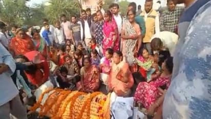 निधि हत्याकांड: परिजनों ने सड़क पर शव रखकर किया प्रदर्शन, आरोपी सूफियान की तलाश में दबिश जारी