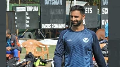 कौन हैं जम्मू कश्मीर के ऑलराउंडर आकिब नबी? जो बनेंगे पंड्या का रिप्लेसमेंट, वायरल वीडियो में दिखी सनसनी