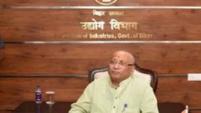 बिहार में नीतीश के मंत्री समीर महासेठ के ठिकानों पर इनकम टैक्स की रेड, 12 जगहों पर चल रही छापेमारी