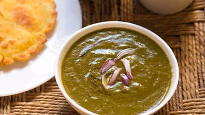 इस बार सर्दियों में सरसों का छोड़ बनाएं चने का स्वादिष्ट साग, इसमें लगाएं स्वाद का तड़का