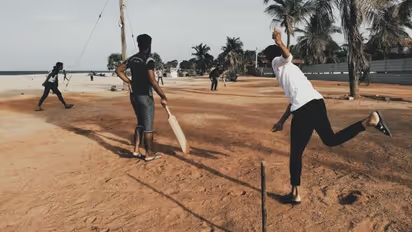 13 కుర్రాడి వీరబాదుడు... 38 సిక్సర్లు, 30 ఫోర్లతో 401 పరుగులతో సెన్సేషన్...