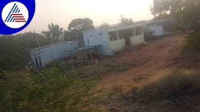 ಸುರಪುರ: ನೀಲಕಂಠರಾಯ ಗಡ್ಡೆ ಬಿಡಲೊಪ್ಪದ ನಿವಾಸಿಗಳು..!