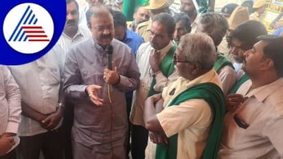 Mandya News: ರೈತರ ಧರಣಿ ವಾಪಸ್ಗೆ ಕೈಮುಗಿದ ಶಾಸಕ ಕೆಸಿಎನ್