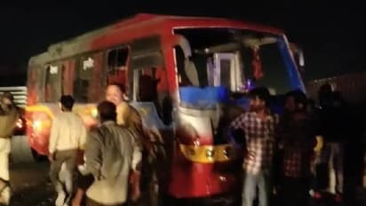 मध्य प्रदेश में दर्दनाक एक्सीडेंट: तीन लोगों मौके पर मौत तो कई घायल, किसी के सिर फूटा तो किसी के हाथ-पैर