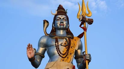 Som Pradosh November 2022: 21 नवंबर को सोम प्रदोष का शुभ संयोग, जानें पूजा विधि, मुहूर्त और कथा