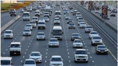 യുഎഇ ദേശീയ ദിനം; ട്രാഫിക് പിഴയിളവ് പ്രഖ്യാപിച്ച് മറ്റൊരു എമിറേറ്റ് കൂടി, ദുബൈയില്‍ സൗജന്യ പാര്‍ക്കിങ്