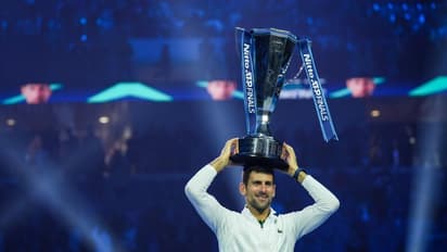 6ನೇ ಬಾರಿ ಎಟಿಪಿ ಫೈನಲ್ಸ್ ಪ್ರಶಸ್ತಿ ಗೆದ್ದು ಫೆಡರರ್ ದಾಖಲೆ ಸರಿಗಟ್ಟಿದ ಜೋಕೋವಿಚ್