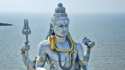 Shiv Chaturdashi November 2022: 22 नवंबर को करें शिव चतुर्दशी व्रत, जानें विधि, मुहूर्त, आरती और महत्व