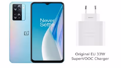 15 వేల కంటే తక్కువ ధరకే వన్ ప్లస్ ఫోన్.. అమెజాన్, ఫ్లిప్కార్ట్ లో మాత్రమే..