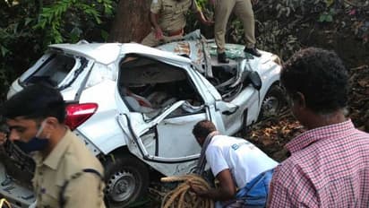 മൂവാറ്റുപുഴയിൽ വിദ്യാര്ത്ഥികള് സഞ്ചരിച്ച കാർ നിയന്ത്രണം വിട്ട് മറിഞ്ഞ് ഒരു മരണം; അഞ്ച് പേർക്ക് പരിക്ക്