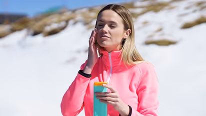 5 reasons you should wear sunscreen even during winters