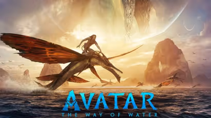 இதென்னப்பா பகல் கொள்ளையா இருக்கு... தலைசுற்ற வைக்கும் அவதார் 2 படத்தின் டிக்கெட் விலை - புலம்பும் நெட்டிசன்கள்