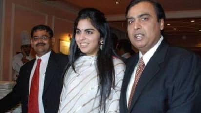 मुकेश अंबानी नाना बने तो राजस्थान की इस गांव में घर-घर बंटी मिठाइयां: क्योंकि यहां की बहू हैं ईशा अंबानी