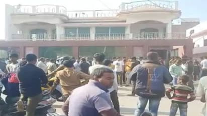 लखनऊ: केंद्रीय राज्यमंत्री कौशल किशोर के भतीजे ने की खुदकुशी, कमरे में फंदे से लटकता हुआ मिला शव