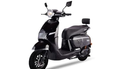 ಕೈಗೆಟುಕವ ದರದಲ್ಲಿ ಕೊಮಾಕಿ ಎಲೆಕ್ಟ್ರಿಕ್ ಸ್ಕೂಟರ್ ಲಾಂಚ್, 100 ಕಿ.ಮೀ ಮೈಲೇಜ್!