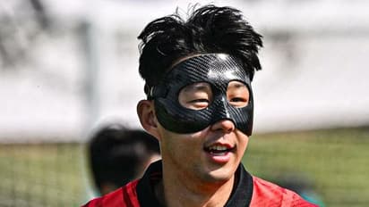 FIFA World Cup 2022: दक्षिण कोरिया का यह स्ट्राइकर दोनों पैर से लगाता है शॉट, जानें क्यों पहनना पड़ेगा मास्क?