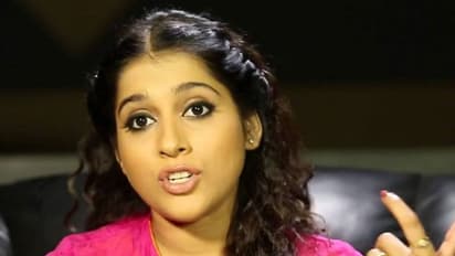 Rashmi Gautam: మీకసలు నిద్ర ఎలా పడుతుంది... షాకింగ్ వీడియో షేర్ చేసిన రష్మీ గౌతమ్!