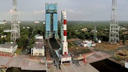 PSLV Launch:  pslv-c54 ராக்கெட் நாளை விண்ணில் பாய்கிறது! 8 நானோ, பூடானுடன் செயற்கைக்கோள்கள் ஏவப்படுகிறது