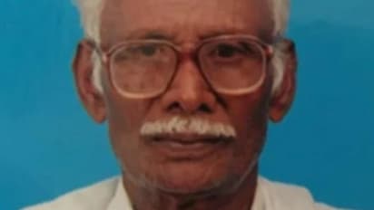 இந்திக்கு எதிர்ப்பு தெரிவித்து சேலம் அருகே திமுக அலுவகம் முன்பு  85 வயது முதியவர் தீக்குளித்து தற்கொலை!!