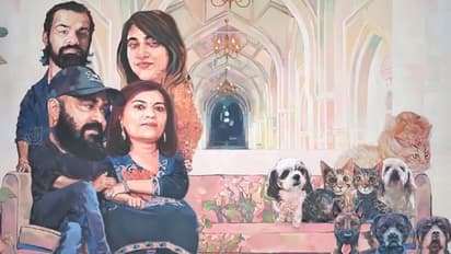 കുടുംബത്തിനൊപ്പം ഓമന മൃഗങ്ങളെയും ചേര്ത്തുപിടിച്ച് മോഹൻലാല്- 'ഫാമിലി' വീഡിയോ