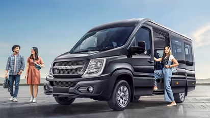 വരുന്നൂ ഫോഴ്സ് അര്ബാനിയ വാൻ, വില 28.99 ലക്ഷം