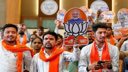 रेवड़ी संस्कृति पर प्रधानमंत्री मोदी का आप और कांग्रेस पर हमला, कहा- अन्नदाता ही अब ऊर्जादाता बनेगा