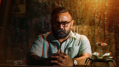 റിലീസിന് ഒരുങ്ങി ഡോണ്മാക്സിന്റെ 'അറ്റ്'; ഇതുവരെ കാണാത്ത ലുക്കില് ഷാജു ശ്രീധര്