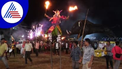 ಕಾರವಾರದಲ್ಲಿ ವಿಶೇಷ ಈ ದಿಂಡಿ ಜಾತ್ರೆ: ಗಮನ ಸೆಳೆದ ದೈವ ನರ್ತಕ, ಪಂಜುರ್ಲಿ