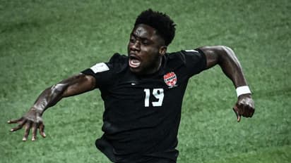 എന്തൊരു ഗോളാണ് ചങ്ങാതീ; തോല്‍വിക്കിടയിലും താരമായി അൽഫോൻസോ ഡേവീസ്